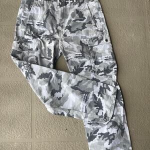 Levis Camo Grey Cargo pants 32